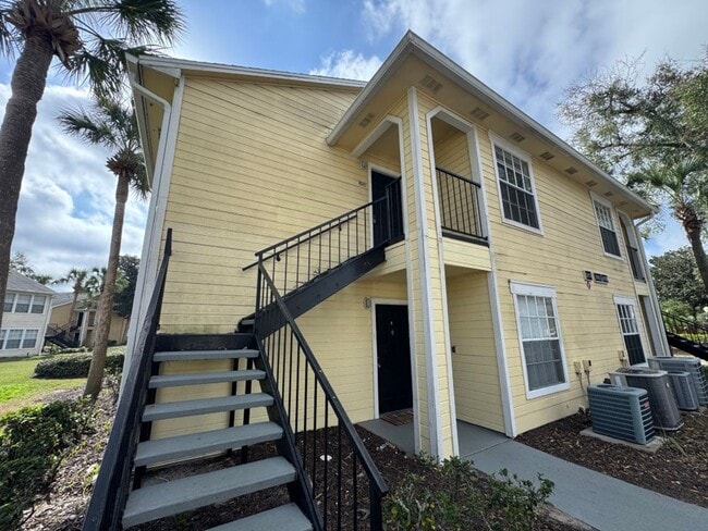 Building Photo - 1057 S Hiawassee Rd Unit 1922