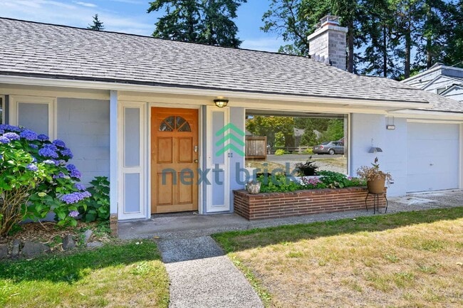 Photo - "Charming 3-Bed, 2-Bath Home in Shoreline with 1250 Sq Ft of Comfort!"