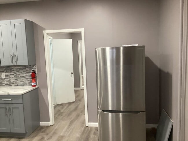 Photo - 422 Avenue C