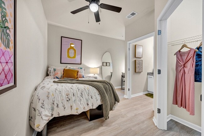 Luxe - Model - Bedrooms