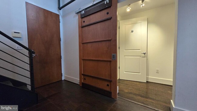 Photo - 2328 Champlain St NW Unit 409