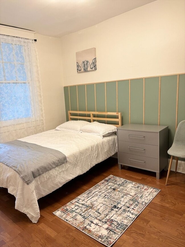 Photo - 1403 West Virginia Ave NE