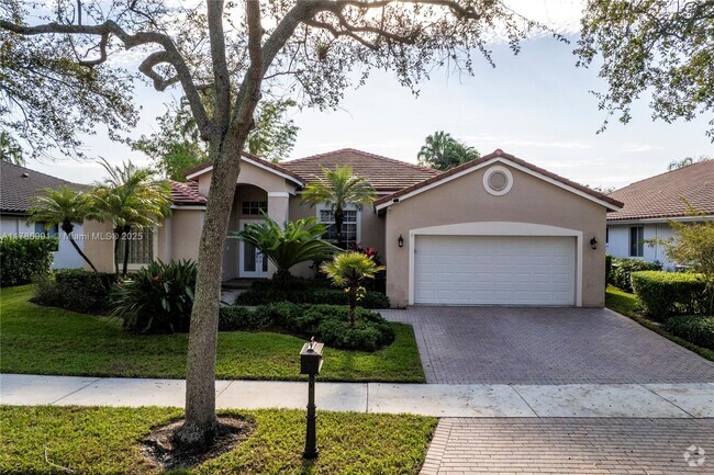 Building Photo - 2724 Oakbrook Dr Rental