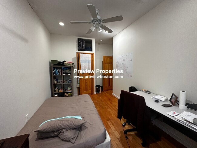Photo - 10 Moreland St Unit 2P
