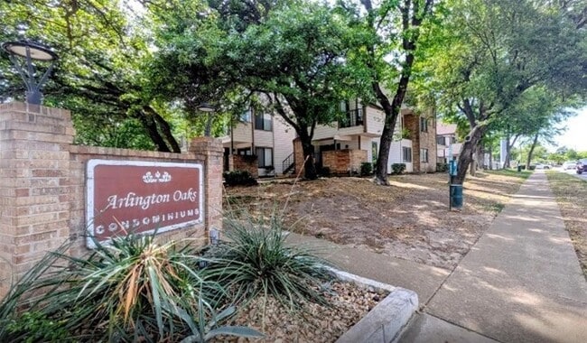 Photo - 2304 Balsam Dr Unit 1Br Condo