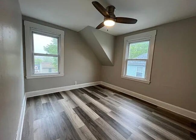 Photo - 186 Greene St Unit 2