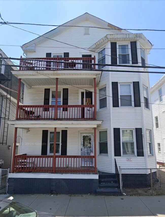 Photo - 197 Dean St Unit 1