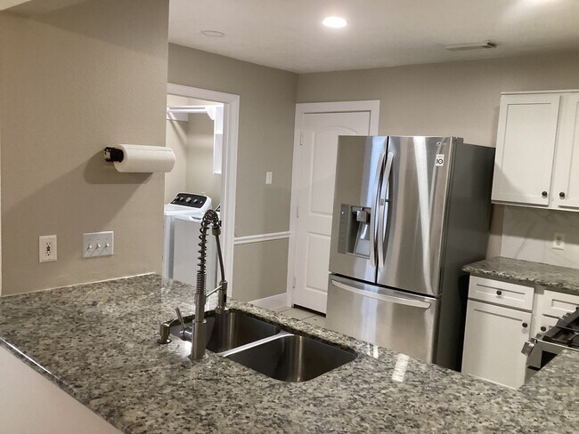 Photo - 17046 Clan MacIntosh Dr