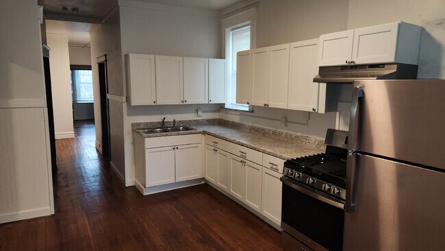 Photo - Elegant 2-Bedroom Duplex in Lively St. Louis Neighborhood. Unit 2f