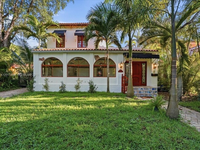 1137 Asturia Ave