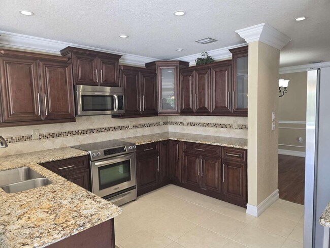 Photo - 2755 SW 165th Ave