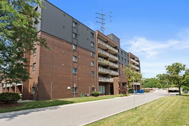 Photo - Place Tecumseh