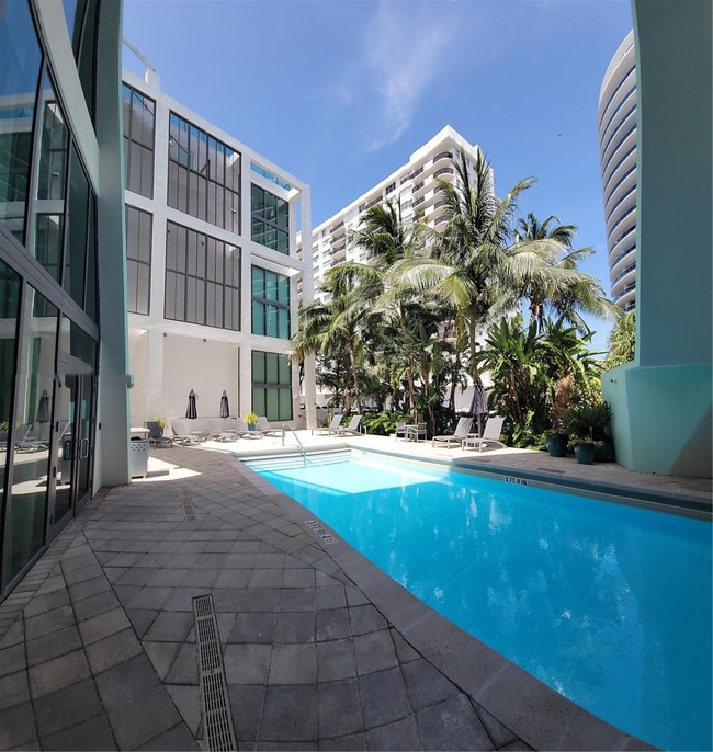 Photo - 6000 Collins Ave Unit 305