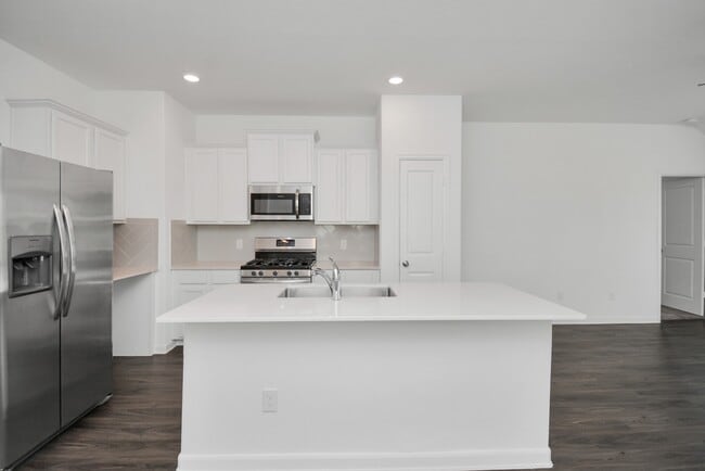 Photo - 15801 Macroom Dr