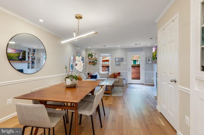 Photo - 1126 N Taylor St