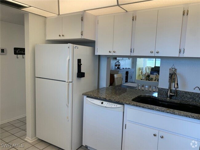 Building Photo - 1740 Pine Valley Dr Unit 102 Rental