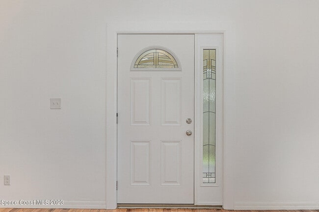 Photo - 533 E Lincoln Ave