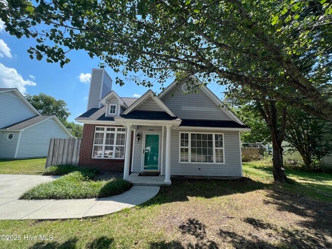 Photo - 2106 White Rd