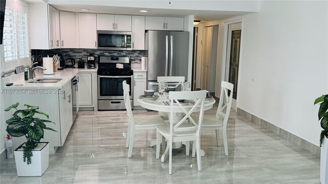 Photo - 443 4th Rd Unit SIDE