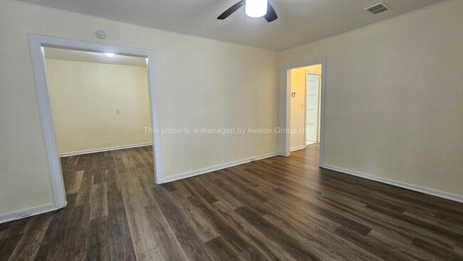 Photo - 2395 Commonwealth Ave