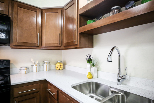 New for you - Oak Terrace Apartments
