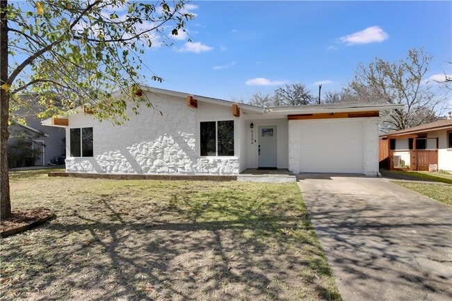 Photo - 5204 Creekline Dr House
