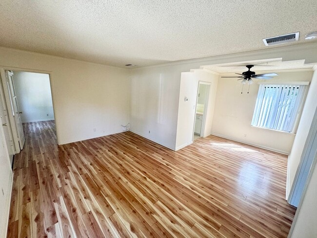 Photo - Spacious 2 bedroom, 2 bathroom Unit 205 N Kenneth Rd