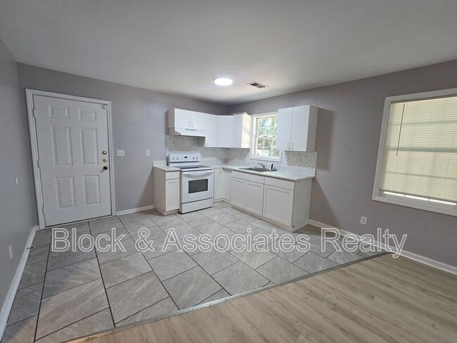 Photo - 1302 Bencini Pl