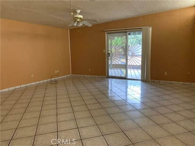 1424 Lynwood Way