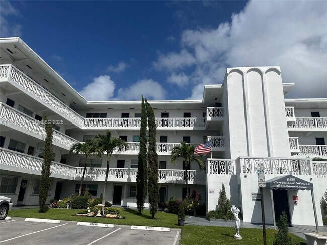 Photo - 11685 Canal Dr Unit 205