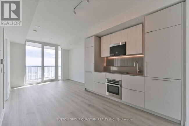 Photo - 1 Fairview Rd E Unit 1701