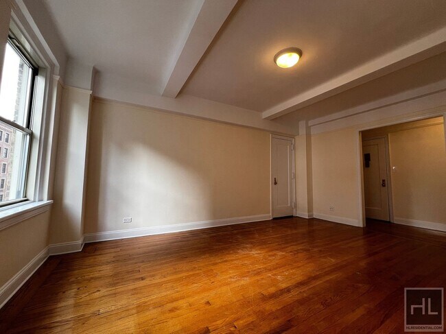 Photo - EAST 10 STREET Unit 1A