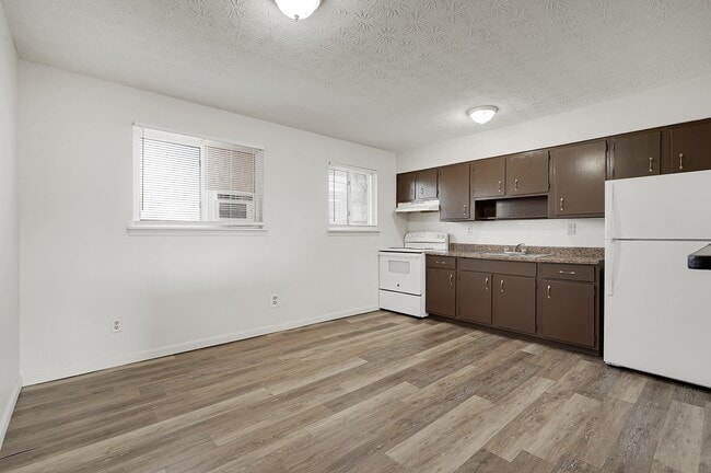 Photo - Broadleaf Arms