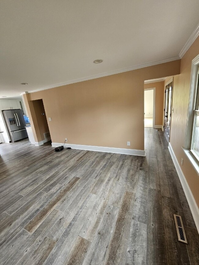 Photo - 217 Windsor Rd