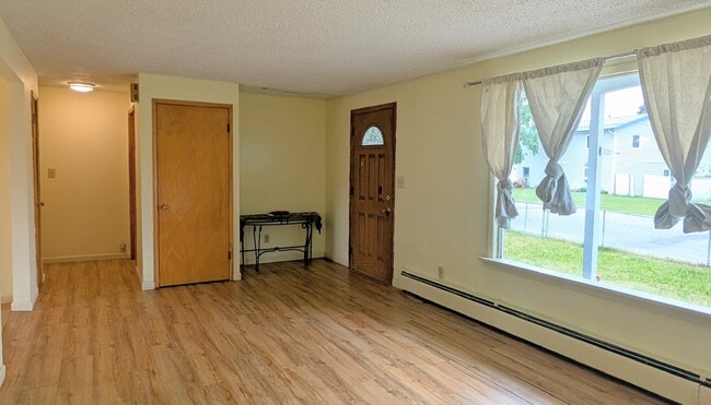 Photo - 2801 Riverview Dr