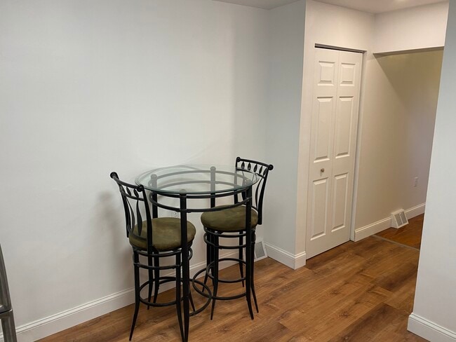 Photo - 2617 Jane St Unit 1