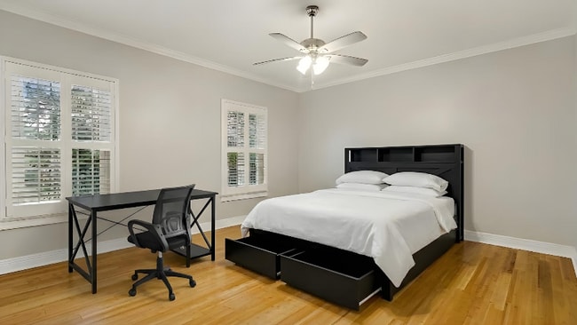 Photo - 126 Rue De La Paix