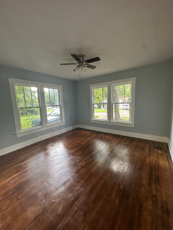 Photo - 2512 Magnolia St