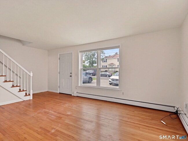 108 Kenwood Ave