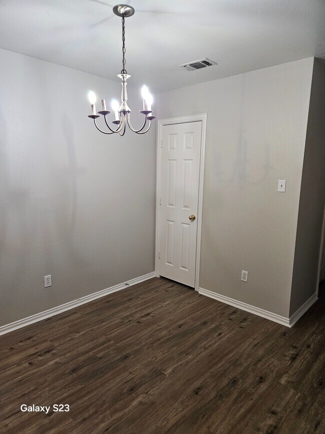 Room in Duplex on Stalcup Rd