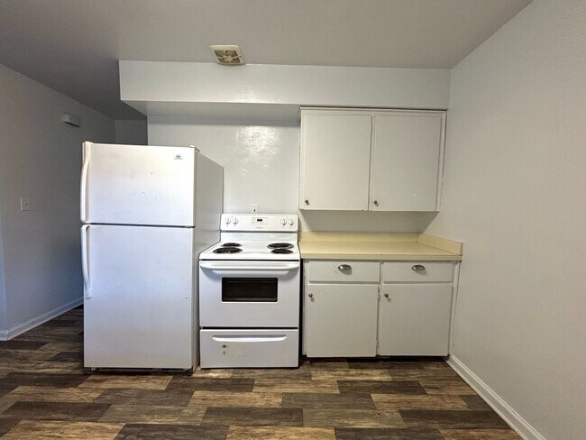 Photo - 3 Bed/ 1 Bath - Single Family Home