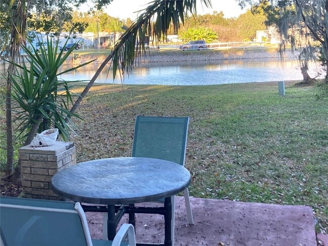 Photo - 429 Heron Hollow