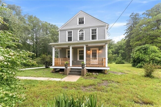 Building Photo - 1552 Kingstown Rd
