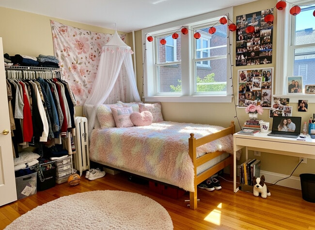 Photo - 74 Egmont St Unit 3