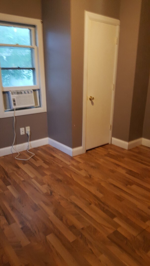 Small House for Rent House Rental in Muscatine, IA