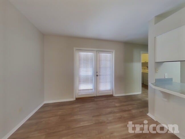 Photo - 6309 E Ivyglen St