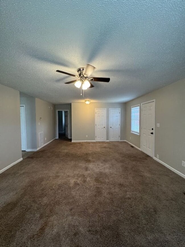 Photo - Downtown Greer area - This duplex is such ...
