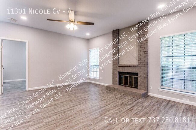 Photo - 11301 Nicole Cove Unidad A