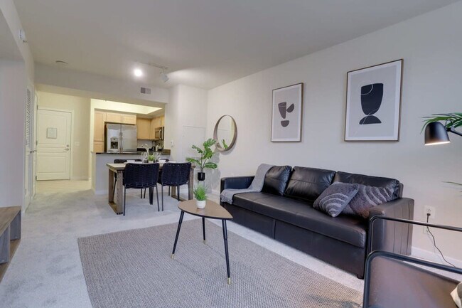 Photo - 550 14th St S Unit FL10-ID1022414P