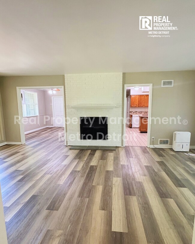 Photo - 32505 Bellvine Trail